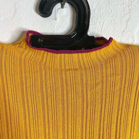 BDG Kiara Open Back Ribbed Long Sleeve Sweater Top Mustard Women's Size Medium - Picture 4 of 7